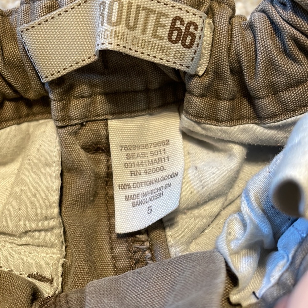Gently used boys Cargo Pants - Picture 3 of 5